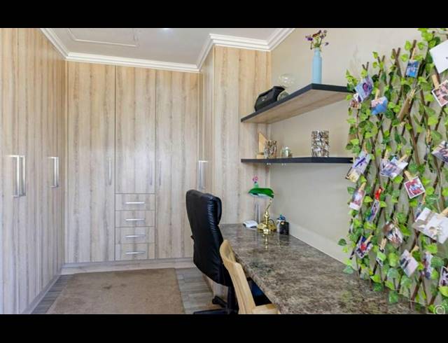 3 BEDROOM HOUSE FOR SALE IN HERON BANKS GOLF ESTATE